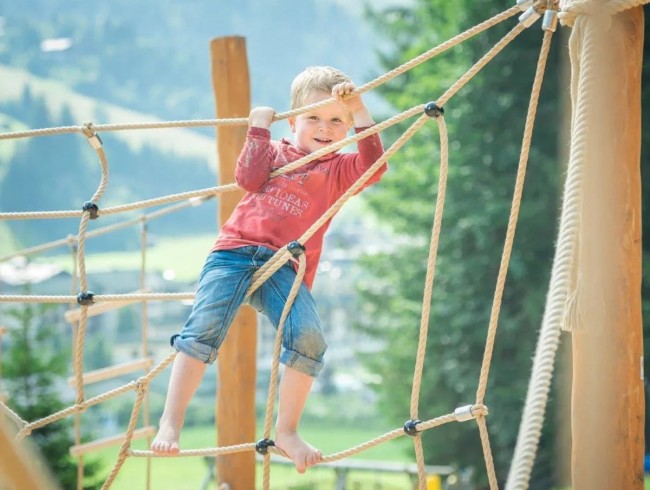 Klettergerüst im Abenteuerland Kleinarl